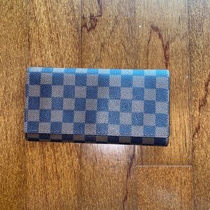 Checkered wallet